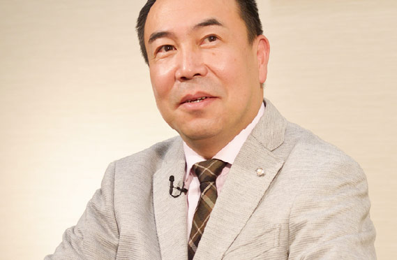 川上 真史 氏